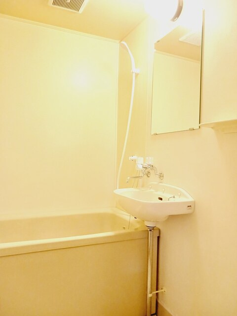 シティハイツＭ・Ｎの浴室