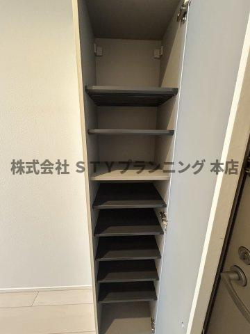 仲介手数料０円！グランツ六番町の収納