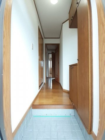 エクセルシャトーＡの玄関