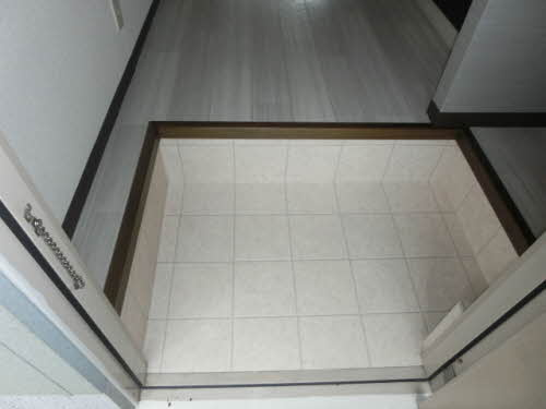 シティーＭの玄関