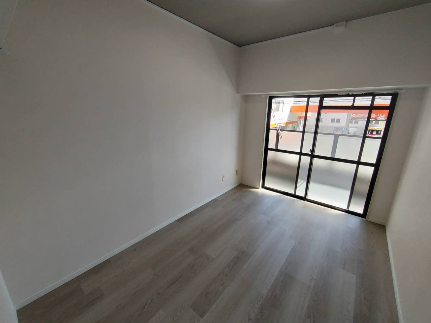 カネマンビルの洋室|※写真はイメージです。色仕様は現況優先になります。