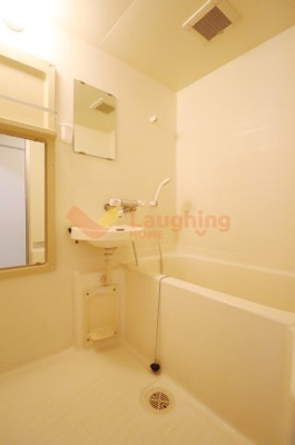 【洗面所】 | アザレアハイツ江崎 | 脱衣スペースもあります※別号室の写真になります。