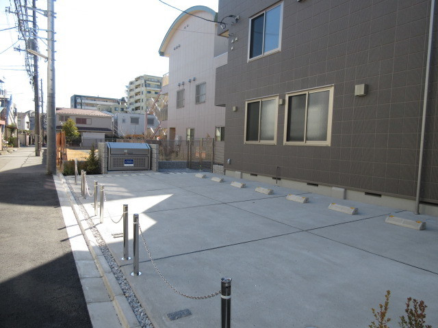 フォンティーヌ東尾久の駐車場|★敷地内有料駐車場★