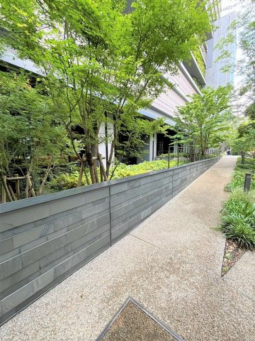 BRANZ TOWER TOYOSUのその他|屋外共用部通路