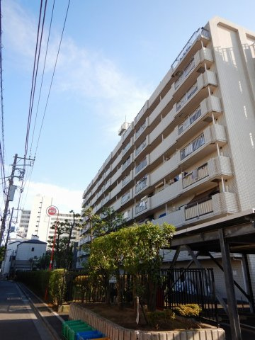 パシフィックコンフィート大島の外観