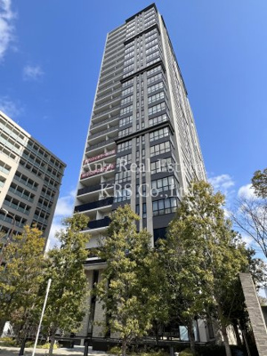 【外観】 | クラッシィタワー靭公園 | あえて凹凸を設けた立体的な外観デザイン☆