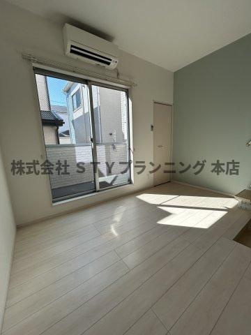 仲介手数料０円！サンプレミオ十番町の居間・リビング
