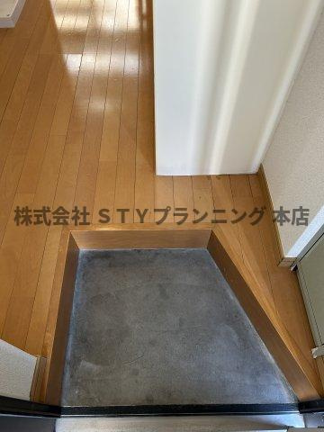 仲介手数料０円！シェーネスハイム八剱の玄関