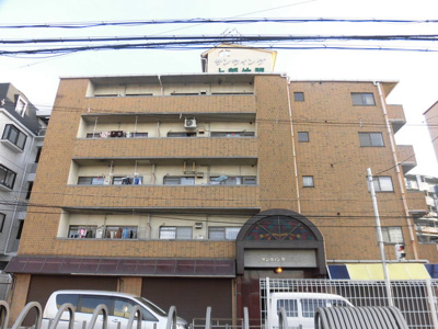 【外観】 | エクセレント上新サンウイング | 総タイル張りのハイセンスな外観です