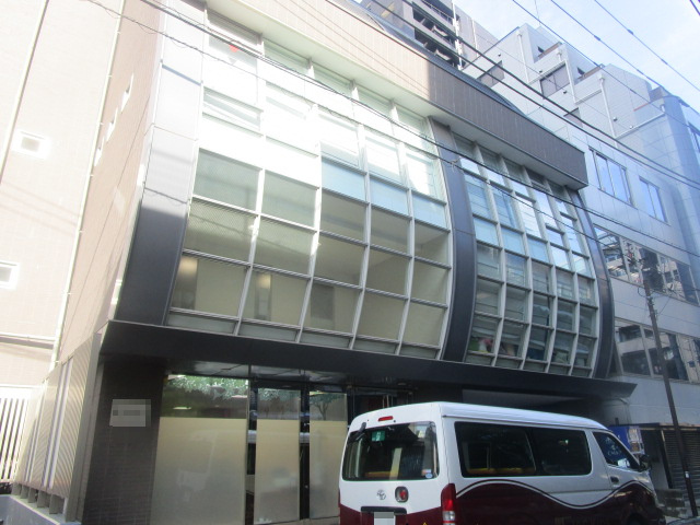 文京区本郷３丁目のビル