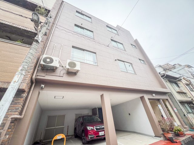 杣友マンションの外観