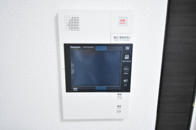 【セキュリティ】 | エステムプラザ福島ジェネル | モニター付きインターホンです