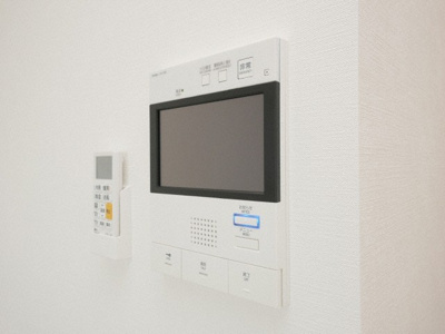 【セキュリティ】 | S-RESIDENCE福島Alovita | モニター付きインターホンです