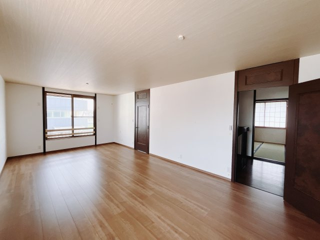 【中古戸建】前橋市広瀬町の居間・リビング|■リビング