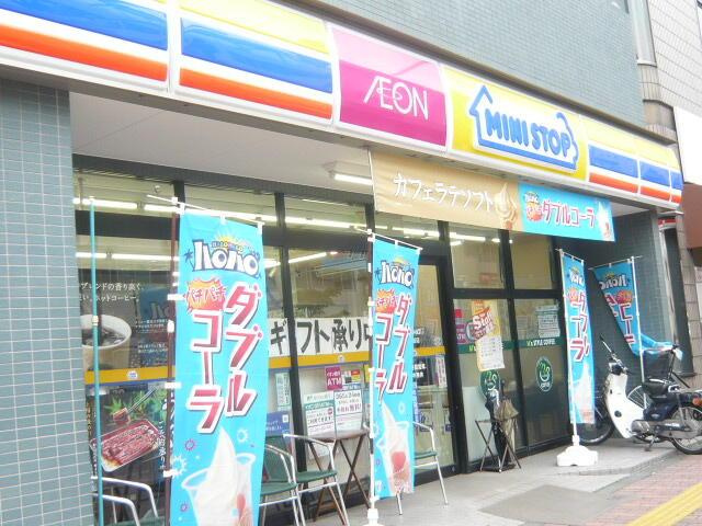 メゼリテ表参道の周辺|ミニストップ東日本橋…まで202m 