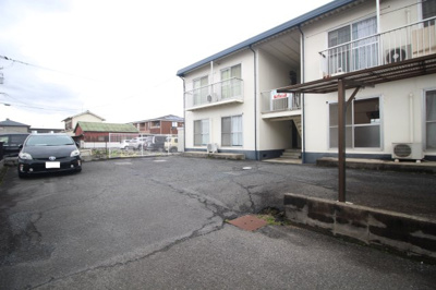 【駐車場】 | ドミール万倍