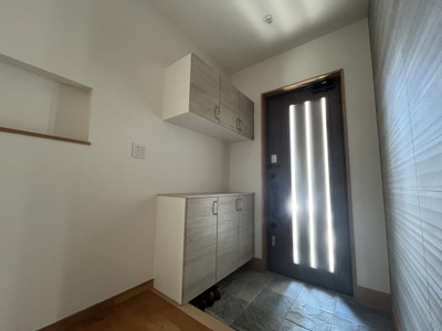 【玄関】 | 中古一戸建　香南市野市町大谷（平屋）