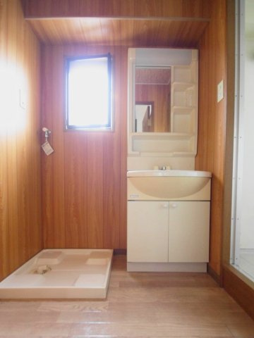 キャッスルバレーの独立洗面台