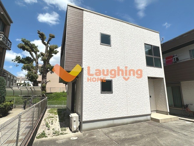 久留米市東合川町の一戸建ての外観|おしゃれな外観です