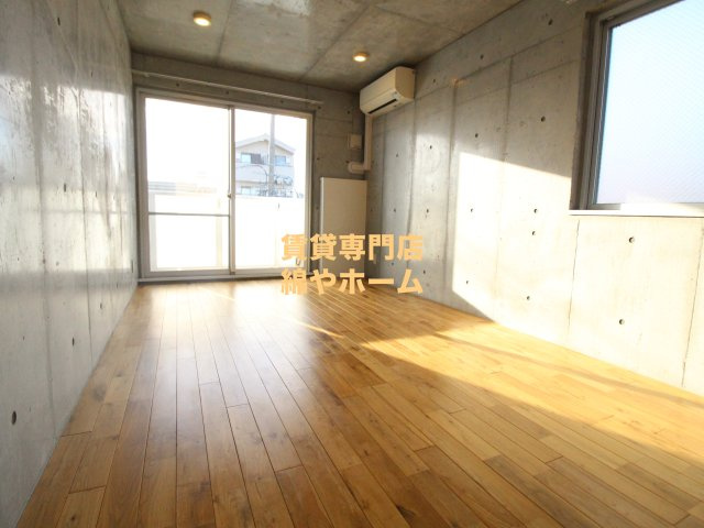 フェリオ南津守の洋室|広々とした洋室です