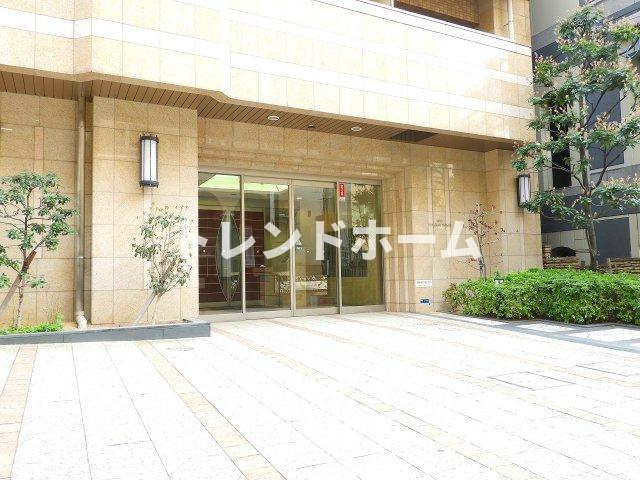 エイペックス大阪城西のエントランス|選べる家電プランあり！！