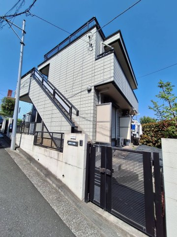 黒川メゾンのエントランス