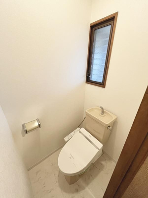 【トイレ】 | アーバンコート論田 | 落ち着いたトイレです