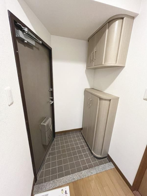 【玄関】 | アーバンコート論田 | 落ち着いた玄関です