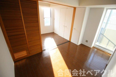 【寝室】 | 森の雫