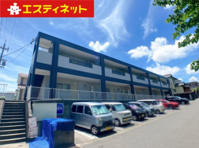 シャルマンハイツの外観
