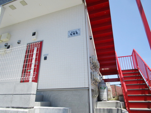 ラフィネ弘明寺