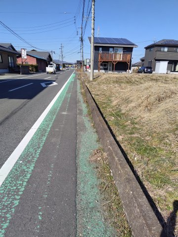 ６５０２２　瑞穂市森土地の前面道路含む現地写真