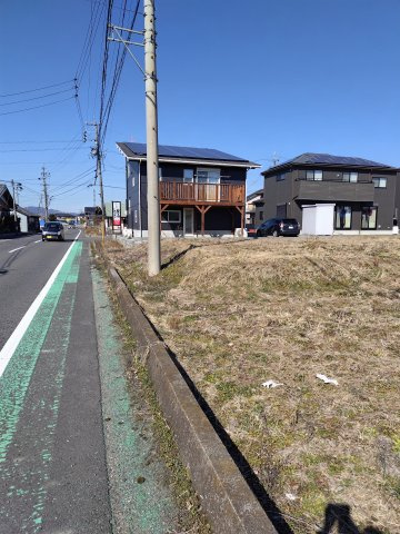 ６５０２２　瑞穂市森土地の前面道路含む現地写真