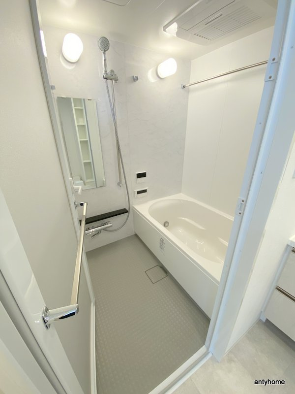 アーバンパーク淡路　仲介手数料無料の浴室