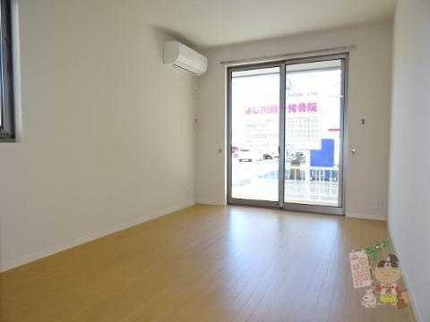 白林の居間・リビング|リビング