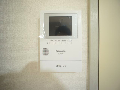 【セキュリティ】 | メゾン・ド・コションA | 訪問者の確認ができるTVドアホン付きです♪