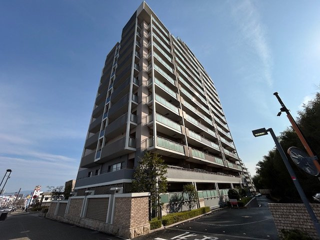 豊田市下林町１丁目の賃貸マンションの外観