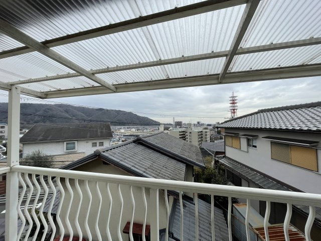 川西市萩原2丁目　中古戸建の展望|少し目線が高いので、周りの目が気になりません