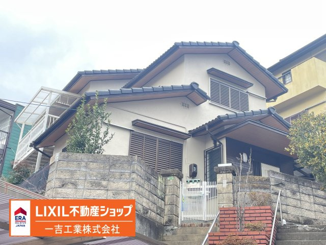 川西市萩原2丁目　中古戸建の外観|落ち着いた雰囲気の外観です