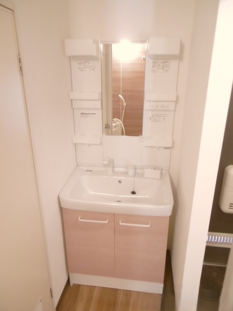 フリーデ【キャッシュバック対象物件】の洗面所|独立洗面台で身支度をすべて済ませてしまいましょう