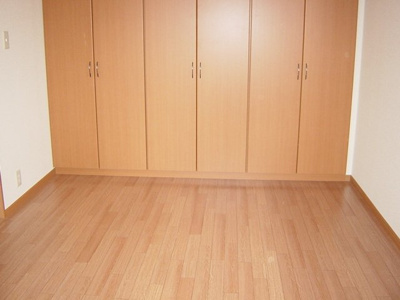 【内装】 | ロイヤルヒルズ青山 | 洋室