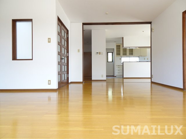 熊本市東区桜木５丁目の一戸建ての居間・リビング