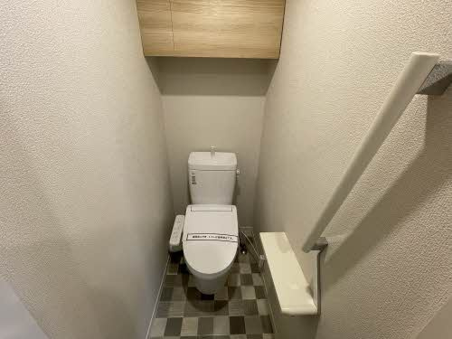 アプリーレ京町のトイレ|写真は反転タイプのお部屋です。