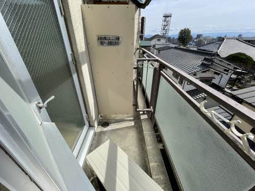 アプリーレ京町のバルコニー|写真は反転タイプのお部屋です。