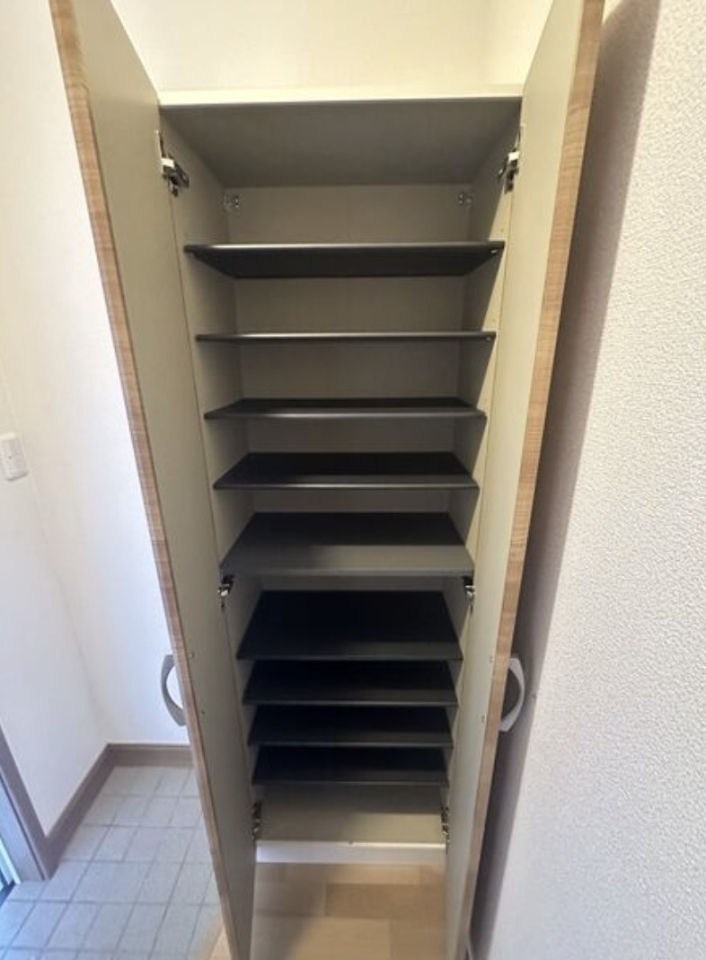 ラヴィエベルの玄関