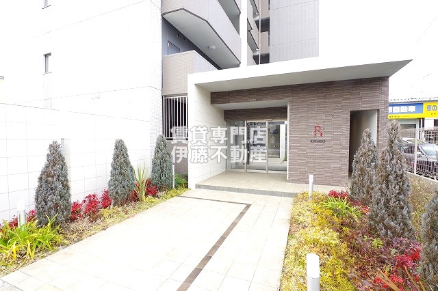 レガーロのエントランス|オートロック