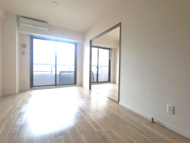 【居間・リビング】