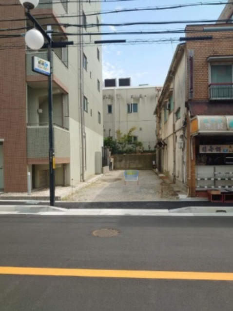 神戸市垂水区霞ケ丘7丁目の前面道路含む現地写真