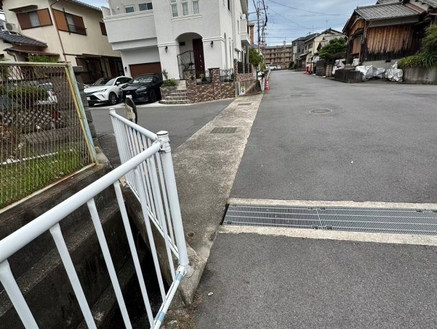 草津市西矢倉３丁目の周辺