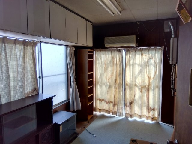 売土地　沼津市八幡町のその他|現在上物があります。現況でのお引渡しになります。室内の様子になります。